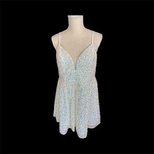 Shimmering Sequin V-Neck Spaghetti Strap Holiday Dress Size 14